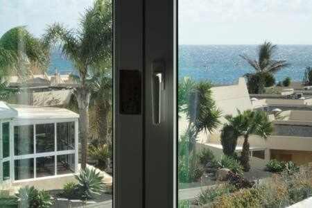Bonito Apartamento Reformado En Las Coronas Costa Teguise Exterior photo