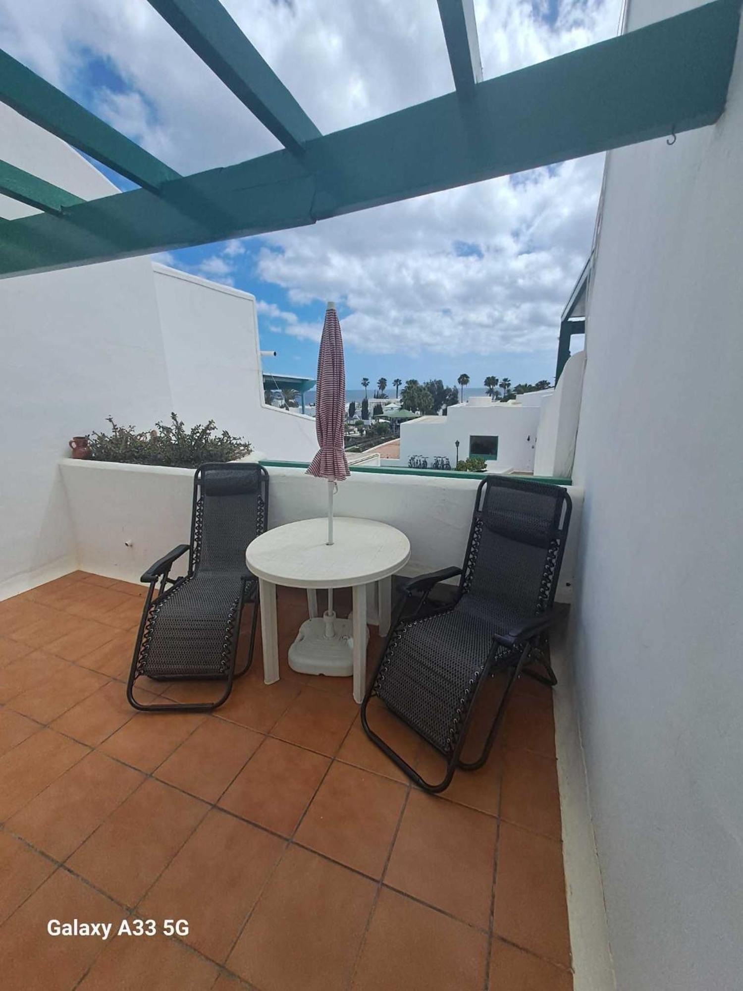 Bonito Apartamento Reformado En Las Coronas Costa Teguise Exterior photo