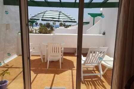Bonito Apartamento Reformado En Las Coronas Costa Teguise Exterior photo