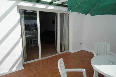 Bonito Apartamento Reformado En Las Coronas Costa Teguise Exterior photo